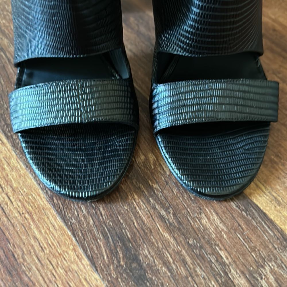 VINCE sansa embossed boots size 7 - Picture 10 of 10